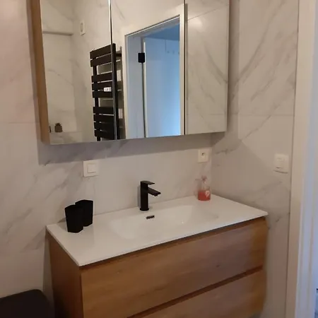 Apartment Novia - Op De Zeedijk, Parkeren Mogelijk Ostend